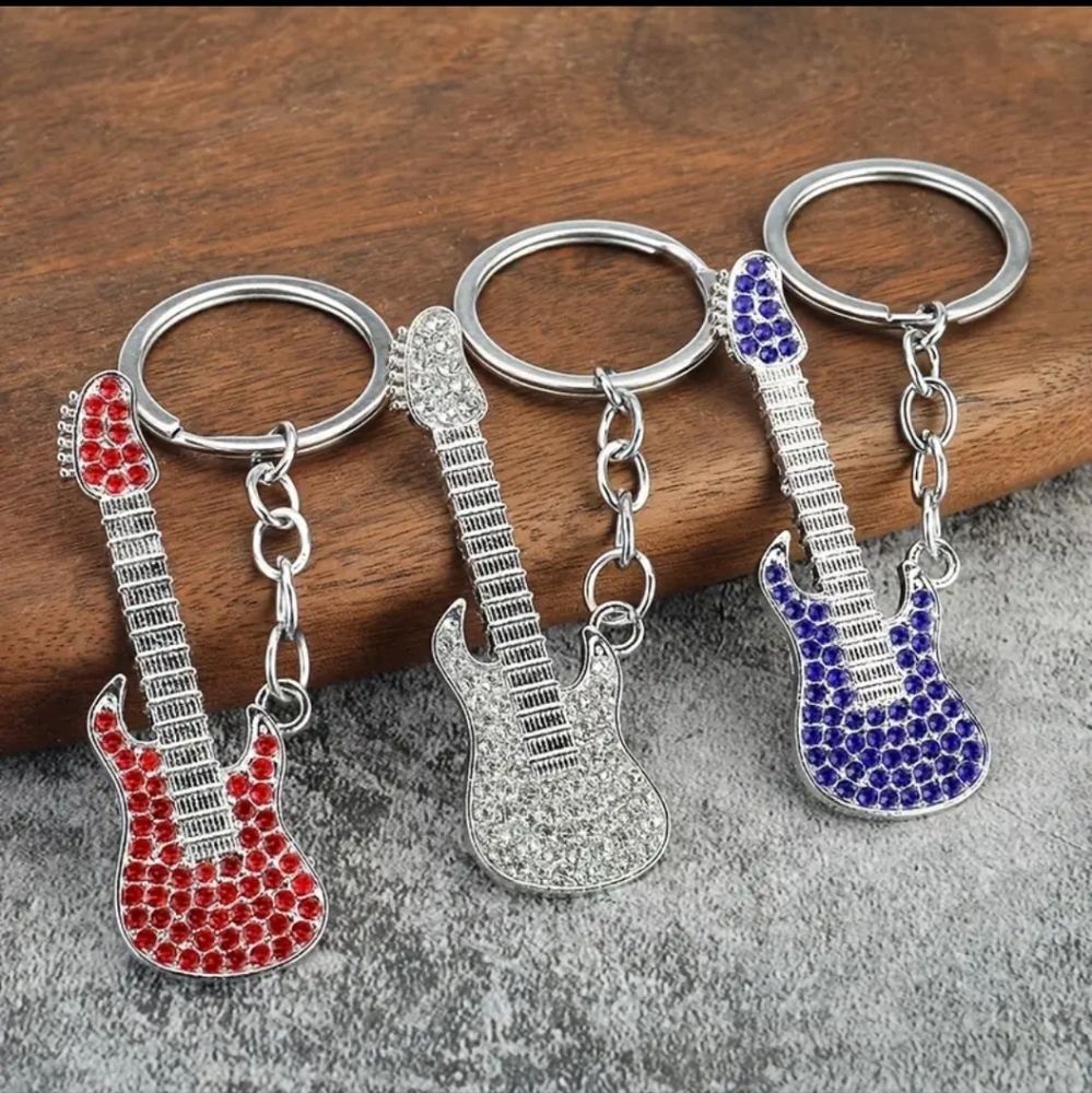 Guitar Rhinestone Key Charm...New - Picture 2 of 4